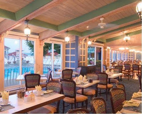 Fern Resort Orillia Εξωτερικό φωτογραφία