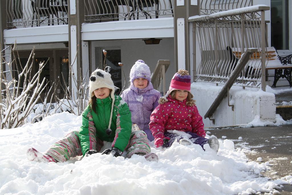 Fern Resort Orillia Εξωτερικό φωτογραφία